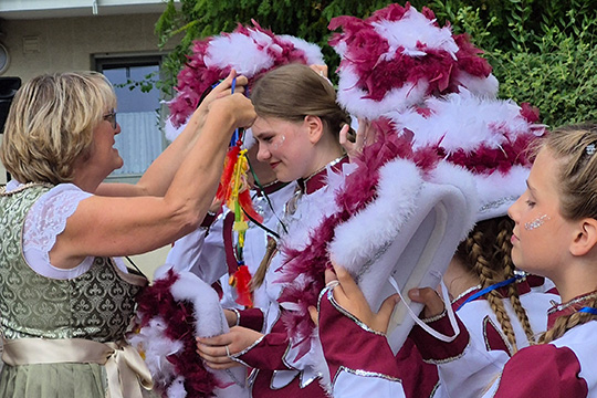 caritaspb_haus_veronika_veranstaltungen_sommerfest_trifft_karneval_im_st_veronika_04